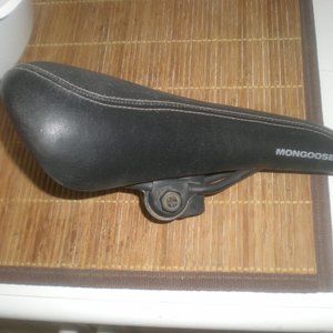 MONGOOSE   BIke  Seat   Standard  Black